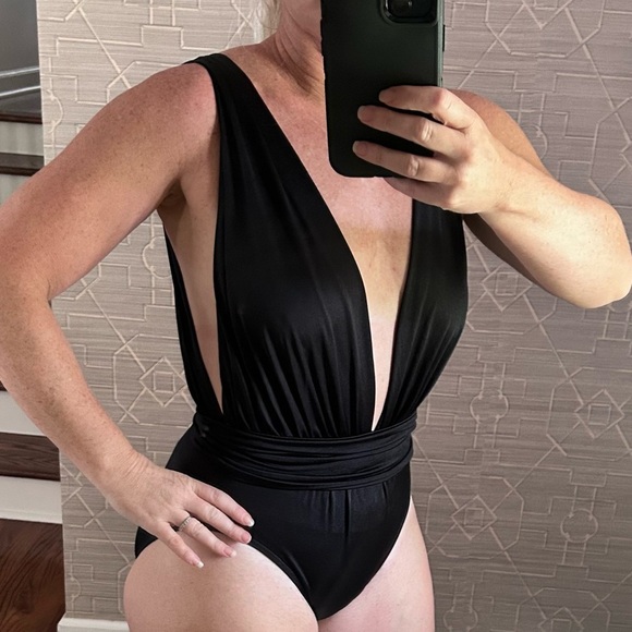 1980s Anne Klein Deep V Plunge Belted Bodysuit Swimsuit Resort Cabana 90s VTG - Picture 1 of 8